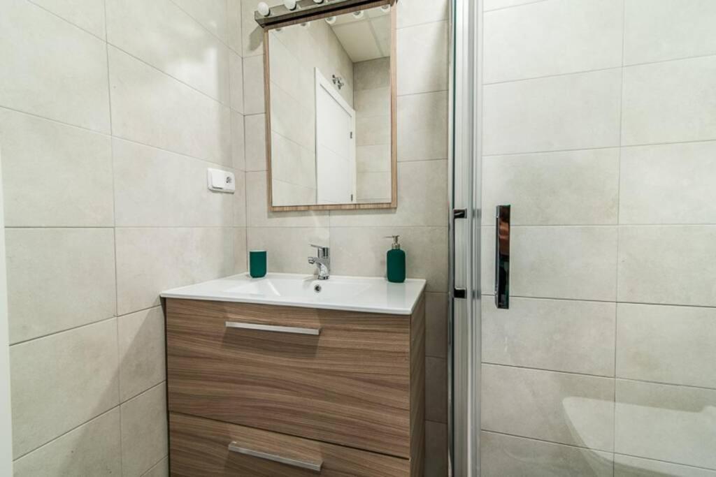 #15Pin-2 Apartamento De Un Dormitorio Plaza Castilla มาดริด ภายนอก รูปภาพ